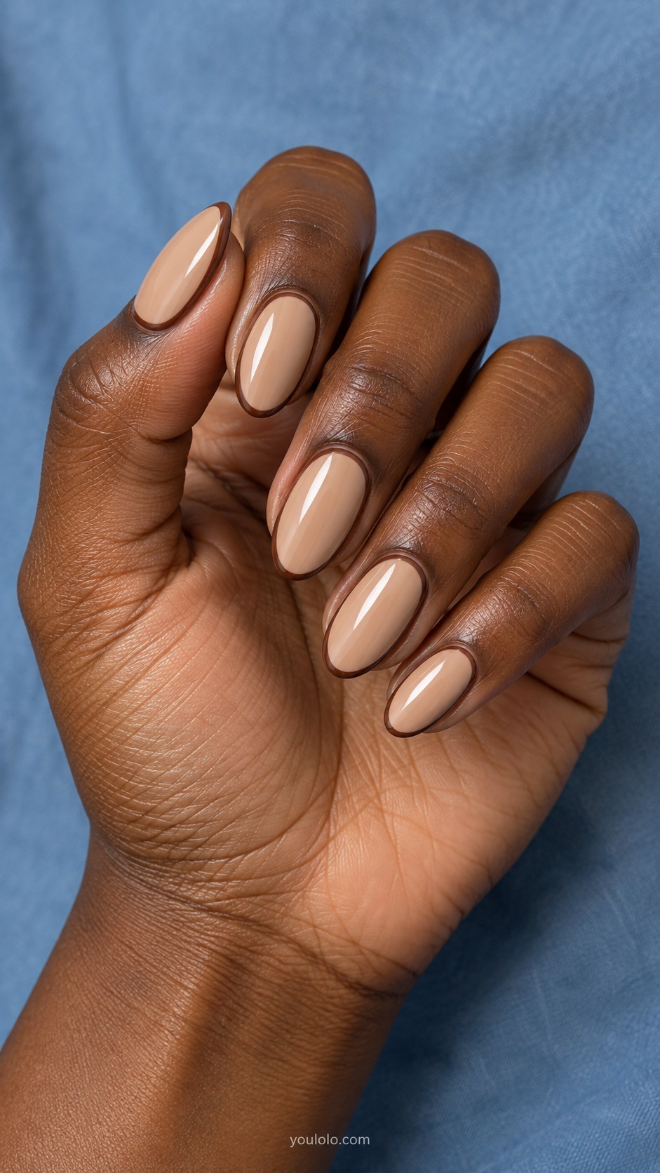 Tan Graphic Outline — medium oval tan cream base fine darker medium brown perimeter painted outline